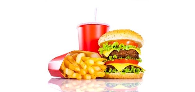 hamburger, frites, soda